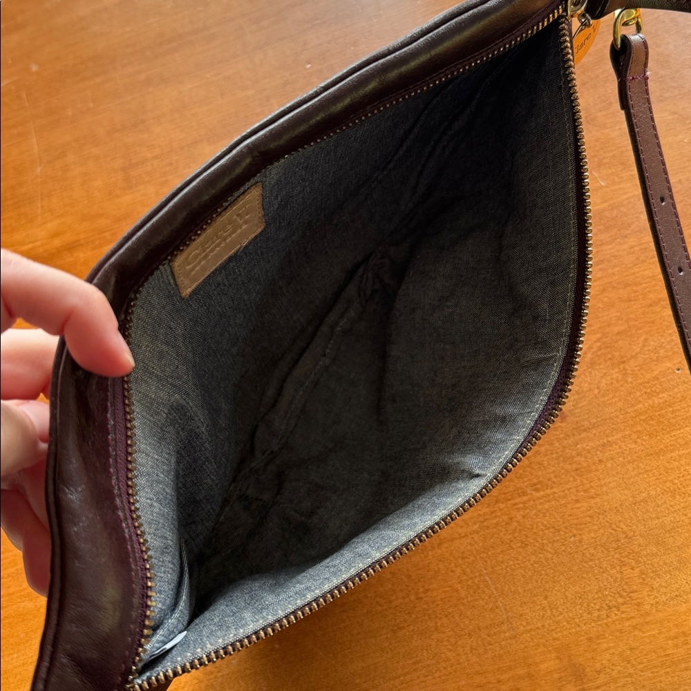 Clare V Grande fanny in Rustic plum - Picture 4 of 4